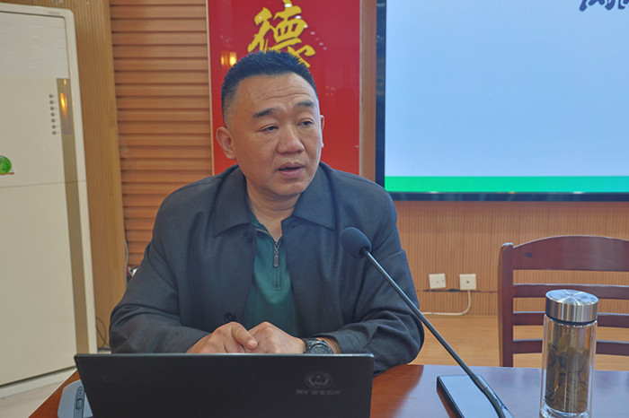太平煤矿举办风险预警数据处置专题培训班1_副本.jpg
